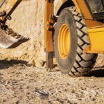 Pasi esentiali in intretinerea utilajelor de constructii primavara