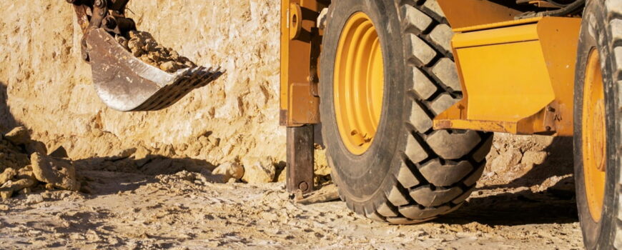 Pasi esentiali in intretinerea utilajelor de constructii primavara